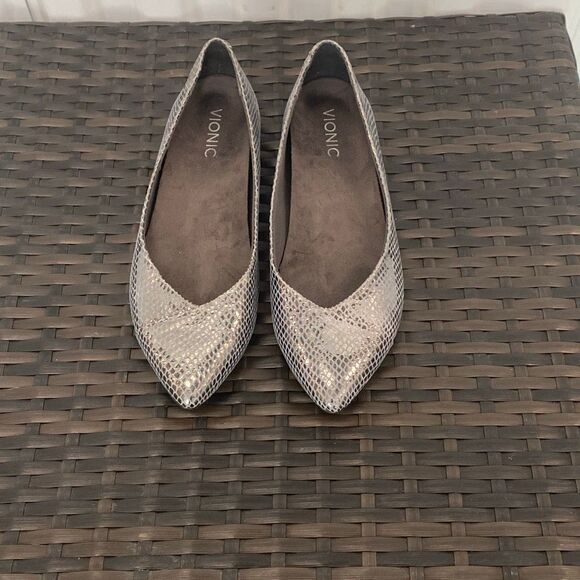 Vionic Caballo ballet flats in snake, print women’s size 8 - Picture 1 of 5
